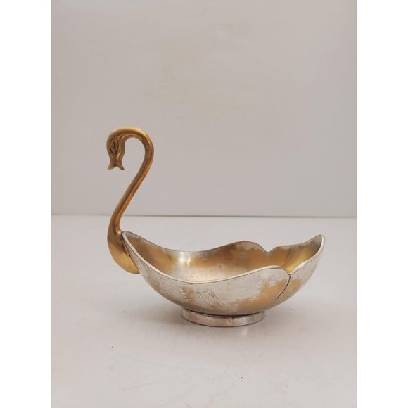 Vintage 1950s / BRASS SOAP DISH / Solid Brass Soap Holder Soap Dispenser… - Picture 2 of 10